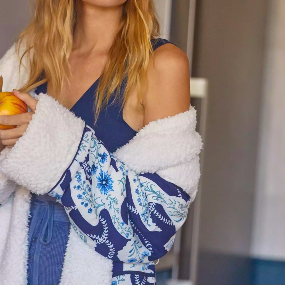 NWT Anthropologie X Kelly Louise Judd - Avian Sherpa Robe SOLD OUT EVERYWHERE